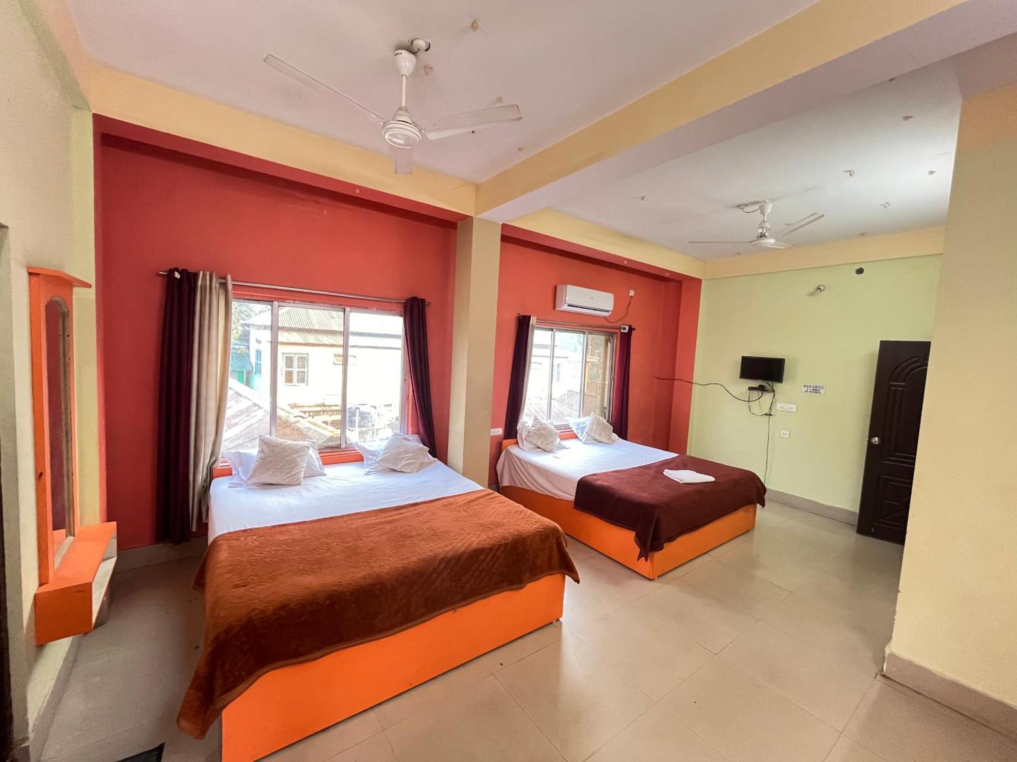 Green Earth Resort Lataguri Exterior photo